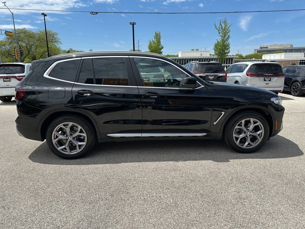 Used 2023 BMW X3 xDrive30i AWD/4WD image 1