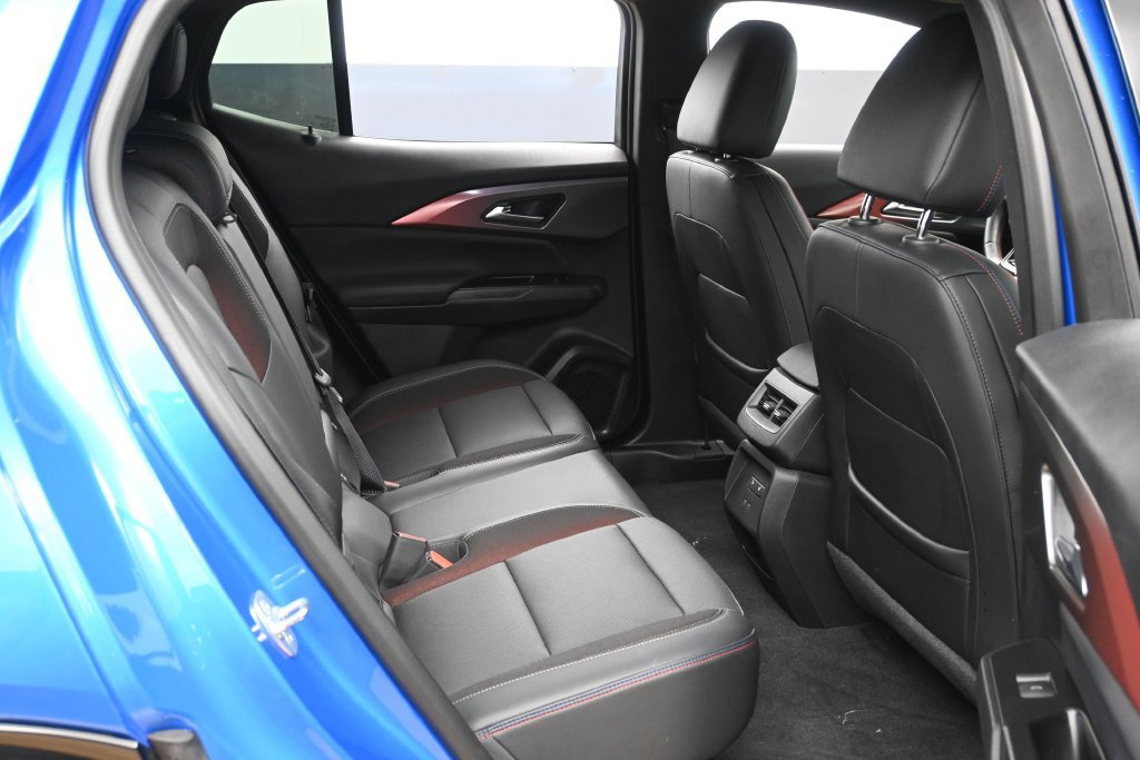 Used 2024 Chevrolet Equinox EV RS w/ Active Safety Package 3 FWD image 23