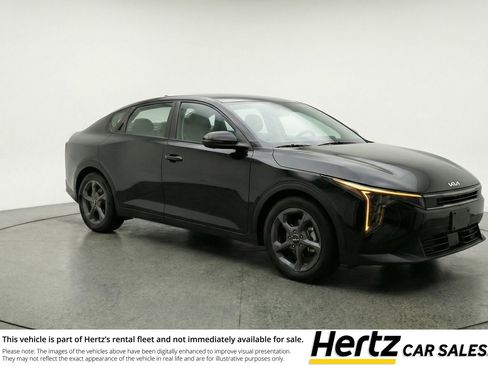 Used 2025 Kia K4 FWD image 1