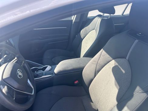 Used 2023 Toyota Camry LE w/ Convenience Package image 9