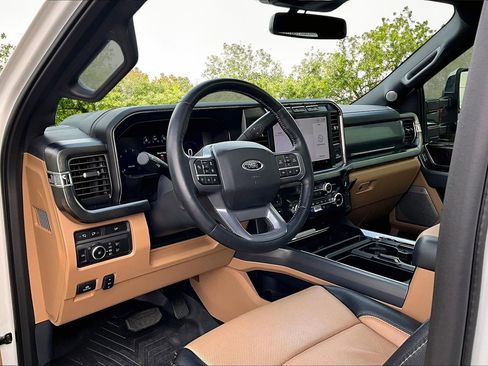 Used 2024 Ford F250 Lariat w/ Lariat Ultimate Package image 14