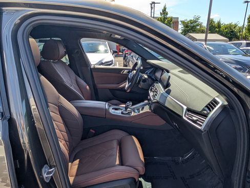 Used 2023 BMW X6 xDrive40i w/ Executive Package AWD/4WD image 11