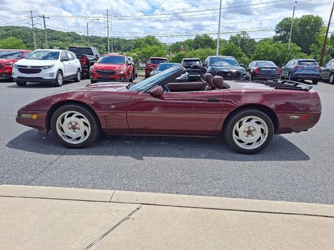 Used 1993 Chevrolet Corvette Convertible RWD image 4