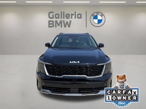 Used 2025 Kia Sorento S w/ Panoramic Sunroof Package FWD image 3