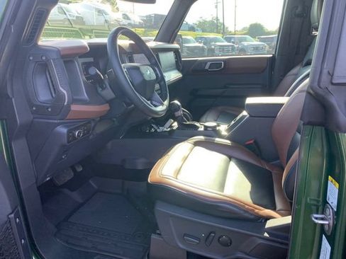 Certified 2024 Ford Bronco Outer Banks AWD/4WD image 24