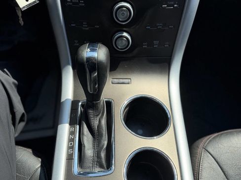 Used 2013 Ford Edge SEL image 16