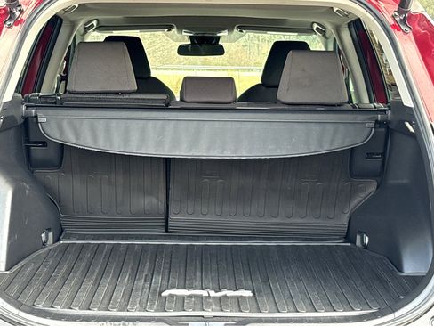 Used 2022 Toyota RAV4 XLE w/ Convenience Package image 20