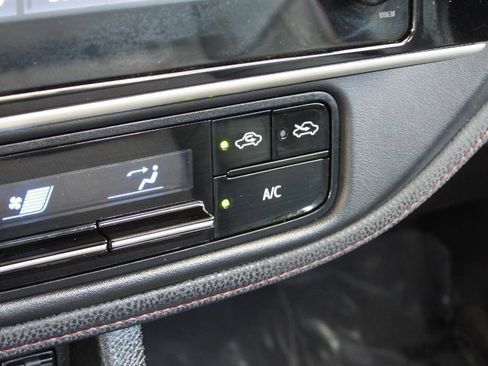 Used 2017 Toyota Corolla SE 50th Anniversary image 59