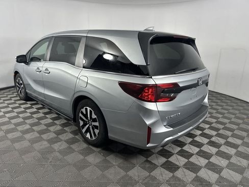Used 2025 Honda Odyssey EX-L image 6
