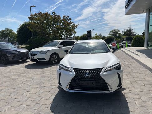 Used 2021 Lexus UX 250h w/ Premium Package AWD/4WD image 3