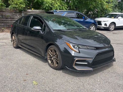 Used 2022 Toyota Corolla SE FWD image 3