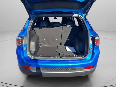 New 2026 Jeep Compass Latitude image 22