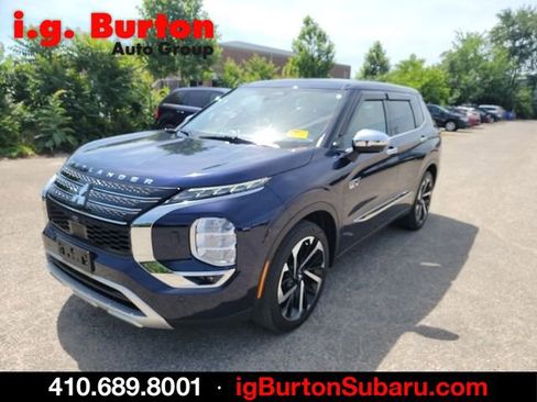 Used 2023 Mitsubishi Outlander SE AWD/4WD image 3