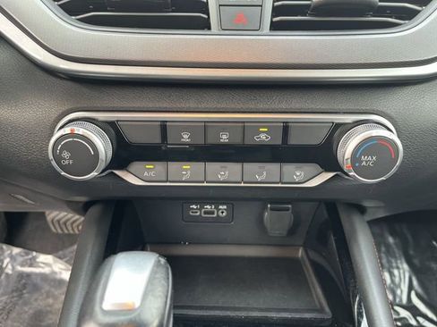 Used 2023 Nissan Altima 2.5 SR image 18