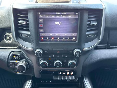 Used 2019 RAM 1500 Big Horn AWD/4WD image 26