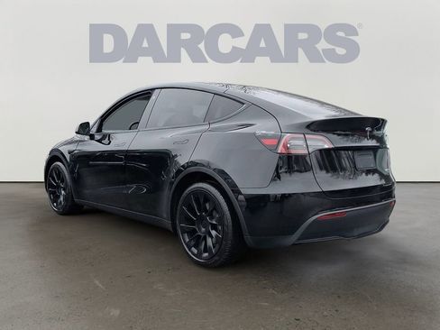 Used 2021 Tesla Model Y Long Range image 5