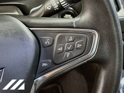 Used 2017 Chevrolet Malibu LT FWD image 13