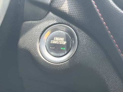 Used 2023 Chevrolet Equinox RS FWD image 25
