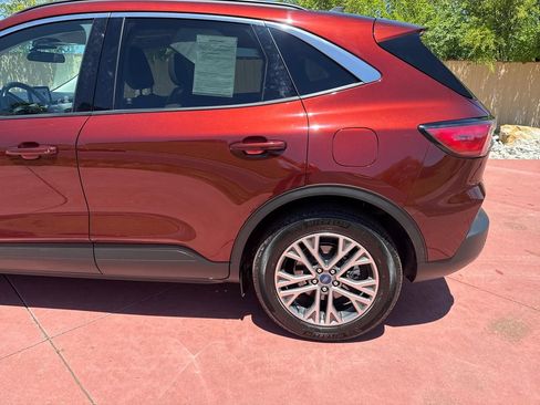 Used 2021 Ford Escape SEL AWD/4WD image 35
