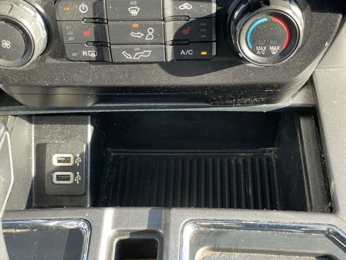 Used 2019 Ford F150 XLT w/ Equipment Group 302A Luxury image 26