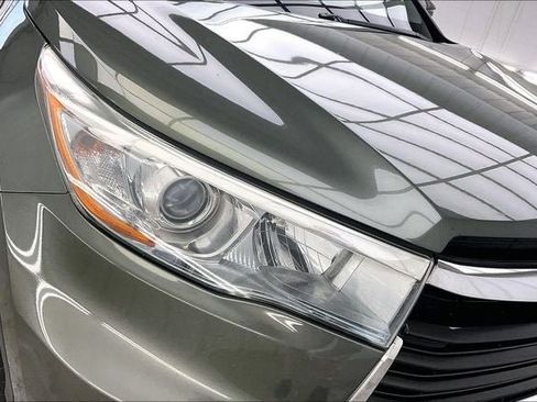 Used 2015 Toyota Highlander XLE AWD/4WD image 26
