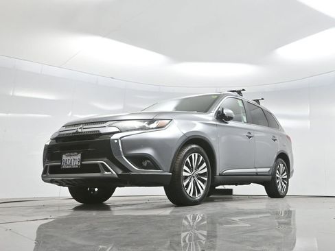 Used 2019 Mitsubishi Outlander SEL image 63
