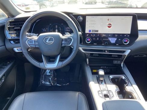 Used 2025 Lexus RX 350h w/ Accessory Package AWD/4WD image 10