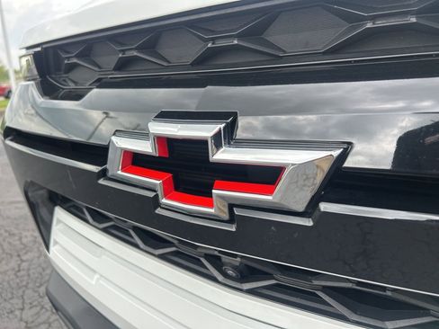 Used 2023 Chevrolet Colorado ZR2 w/ ZR2 Convenience Package III AWD/4WD image 11