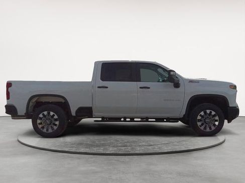 New 2026 Chevrolet Silverado 2500 Custom w/ Custom Value Package AWD/4WD image 6