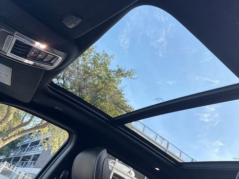 Used 2024 RAM 1500 Limited image 23