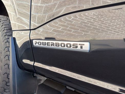 Used 2021 Ford F150 Lariat w/ Max Trailer Tow Package image 12