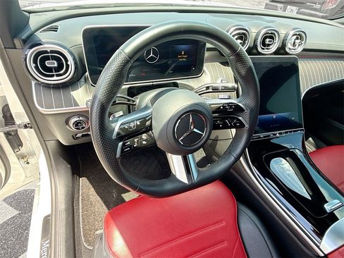 Used 2023 Mercedes-Benz C 300 Sedan image 12