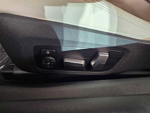 Used 2023 BMW M4 xDrive Competition image 30