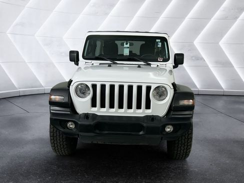 Used 2022 Jeep Wrangler Unlimited Sport image 2