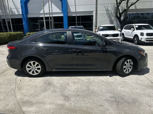 Used 2024 Toyota Corolla LE FWD image 38