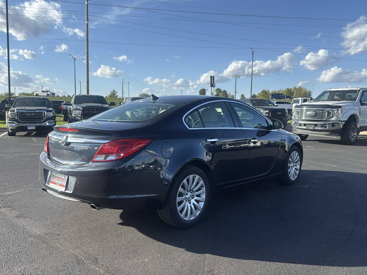 Used 2013 Buick Regal Premium FWD image 3