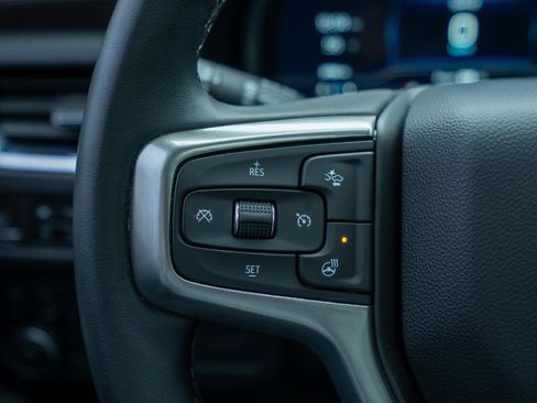 Used 2023 Chevrolet Tahoe LT w/ Luxury Package image 14