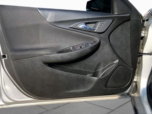 Used 2021 Chevrolet Malibu LS FWD image 20