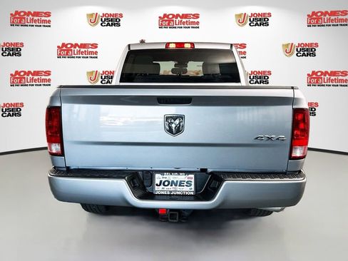 Used 2019 RAM 1500 Express w/ Express Value Package AWD/4WD image 14