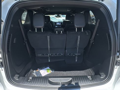 New 2026 Chrysler Pacifica Select image 23
