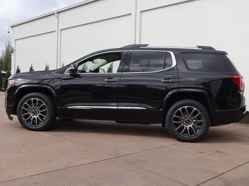Certified 2023 GMC Acadia Denali w/ Black Diamond Edition AWD/4WD image 3