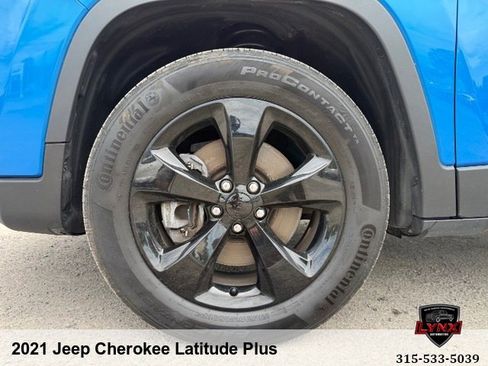 Used 2021 Jeep Cherokee Latitude Plus AWD/4WD image 75