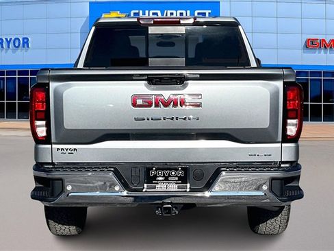 New 2026 GMC Sierra 1500 SLE w/ Preferred Package image 4
