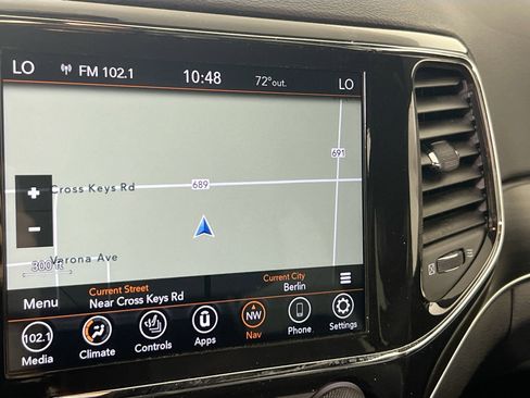 Used 2022 Jeep Grand Cherokee Limited image 13