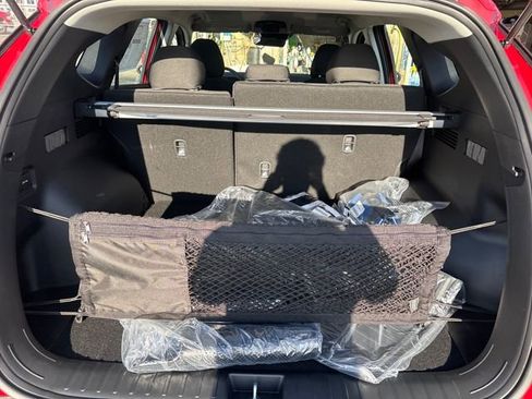 New 2026 Hyundai Tucson SE image 12