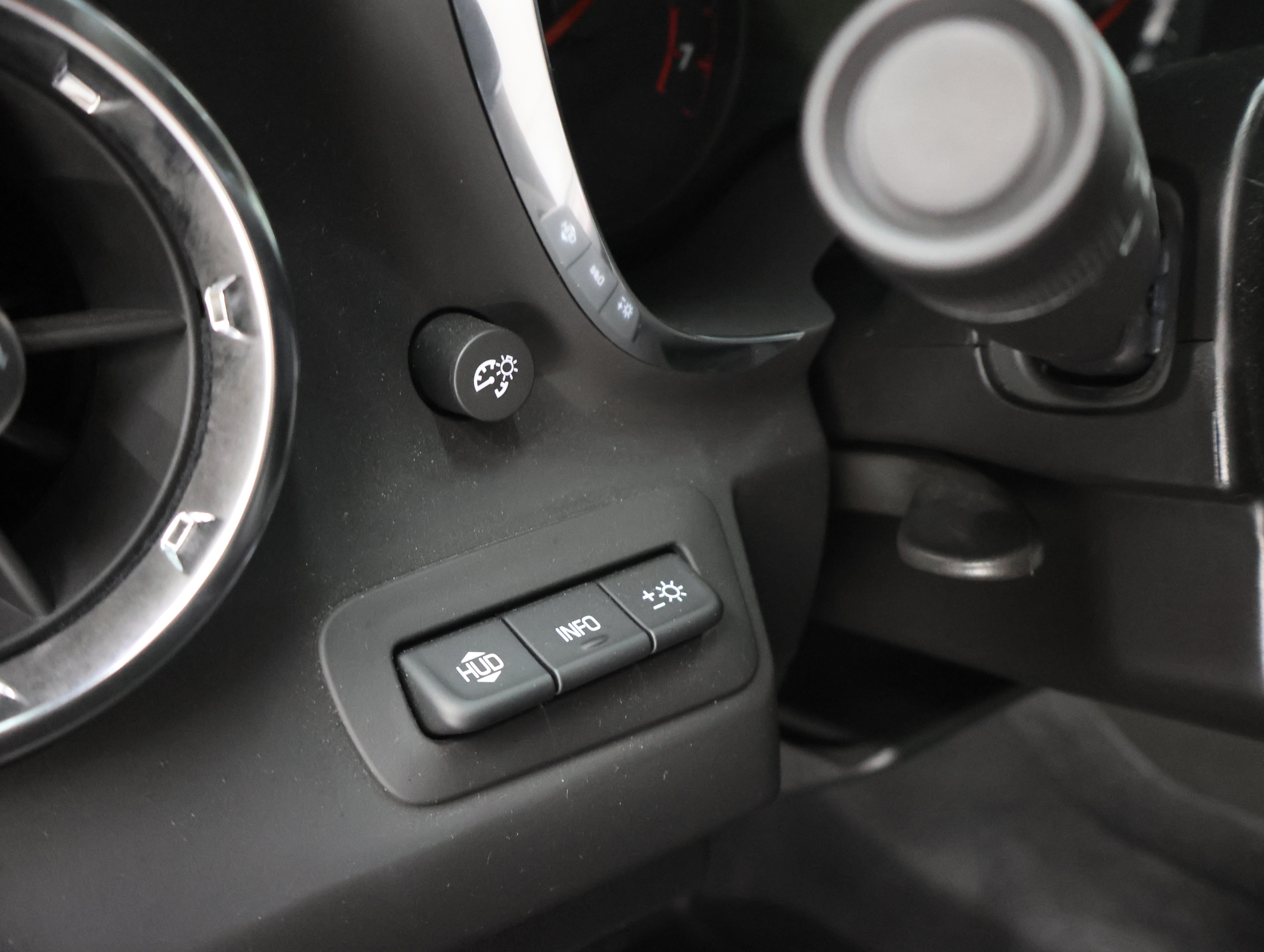 Used 2019 Chevrolet Camaro ZL1 RWD image 40