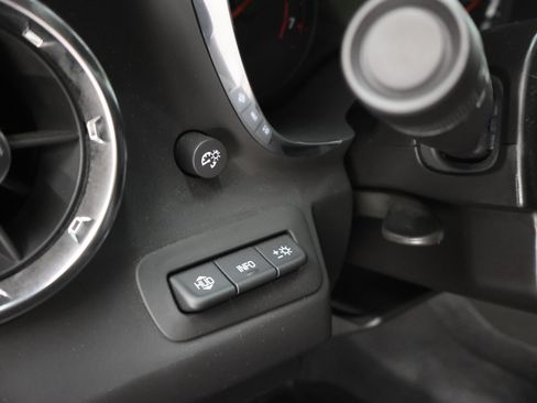 Used 2019 Chevrolet Camaro ZL1 RWD image 40