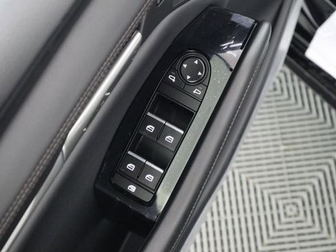 New 2026 MAZDA MAZDA3 2.5 S Sedan w/ Preferred Pkg image 34