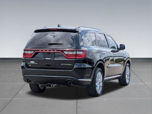 Certified 2018 Dodge Durango Citadel w/ Premium Entertainment Group AWD/4WD image 5