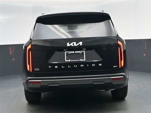New 2027 Kia Telluride S image 23